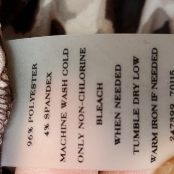 Ann Taylor Leopard Sleeveless Blouse sz. 2 - Picture 4 of 5